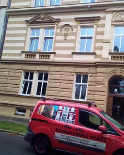 Renovace historické fasády v Opavě